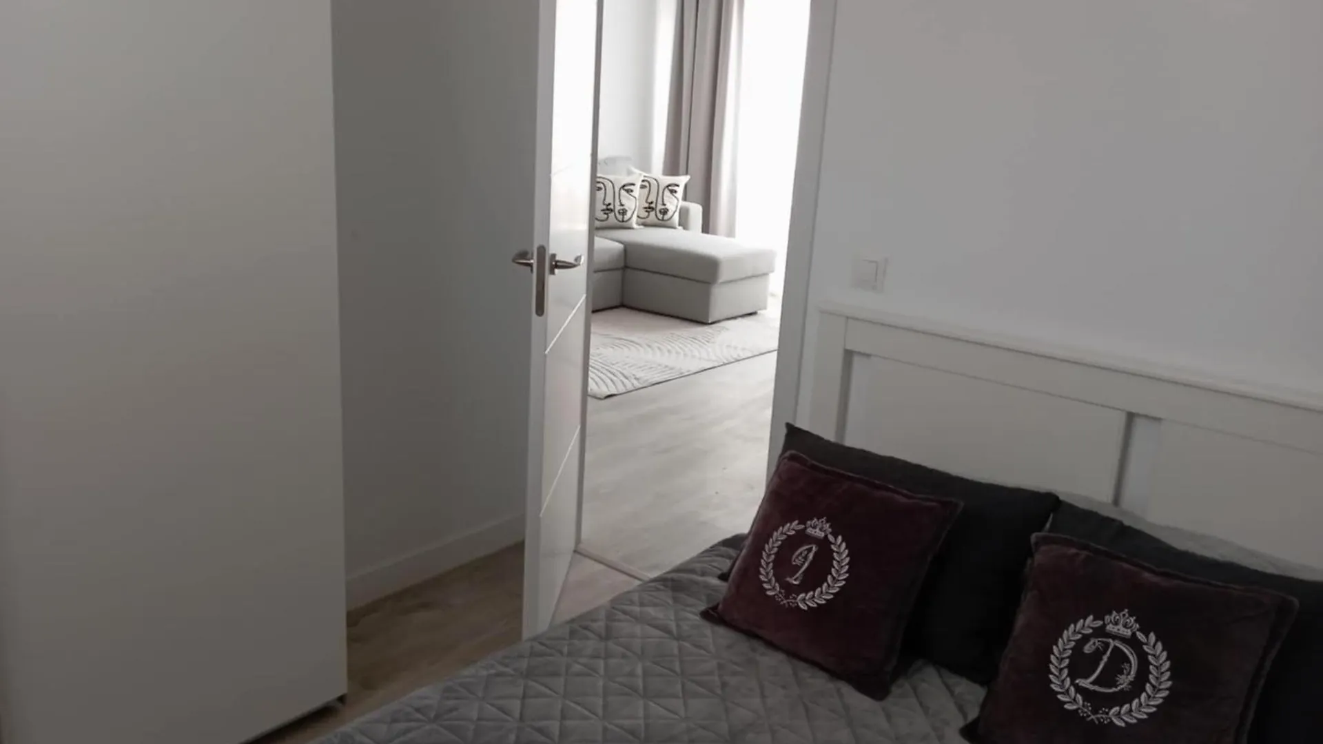 アパート Apartamentos Playa Romanilla ロケタス・デ・マル